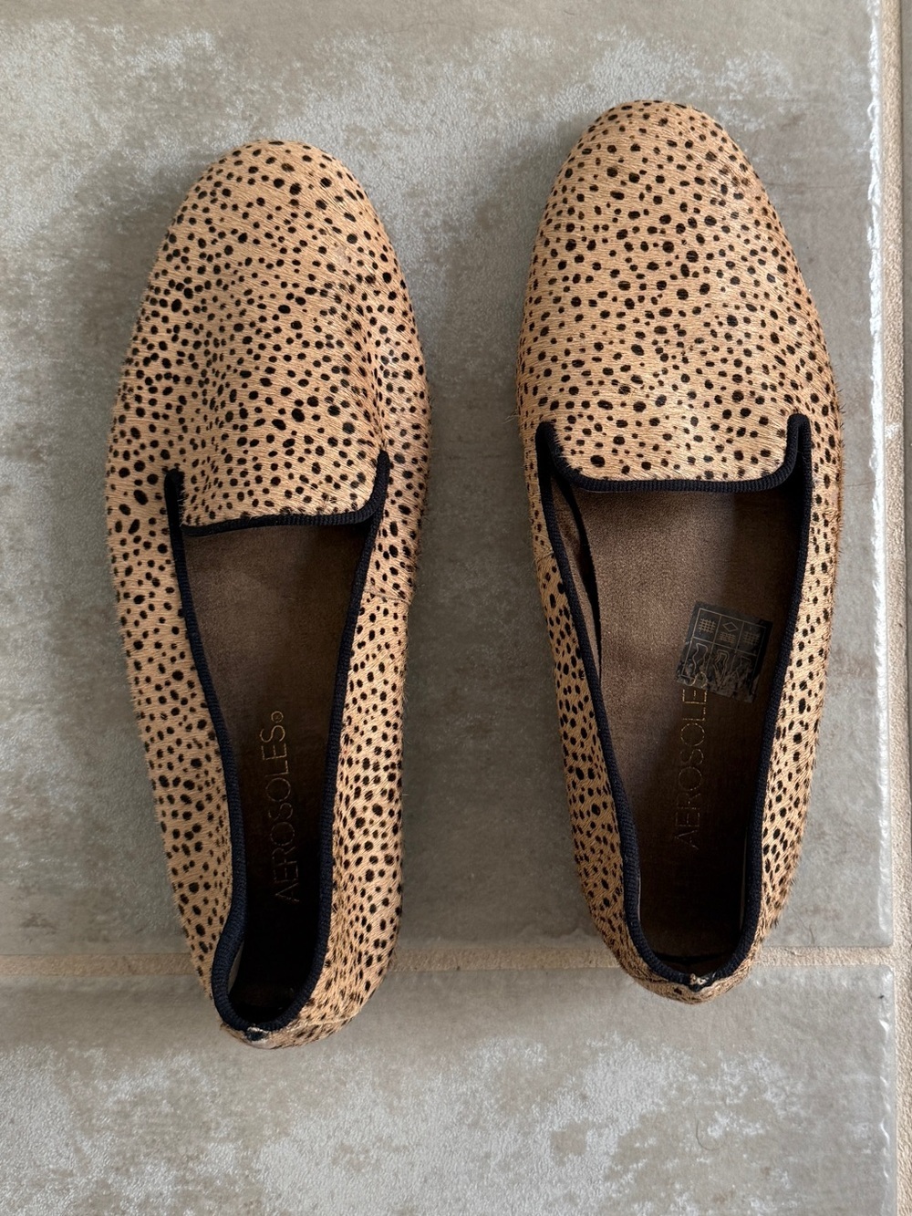 AEROSOLES Tan and Black Cheetah Print Betunia Loafers Size 7